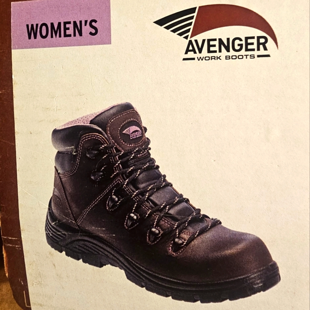 Avenger Women's Dark Brown Combat Boots Slightly Worn